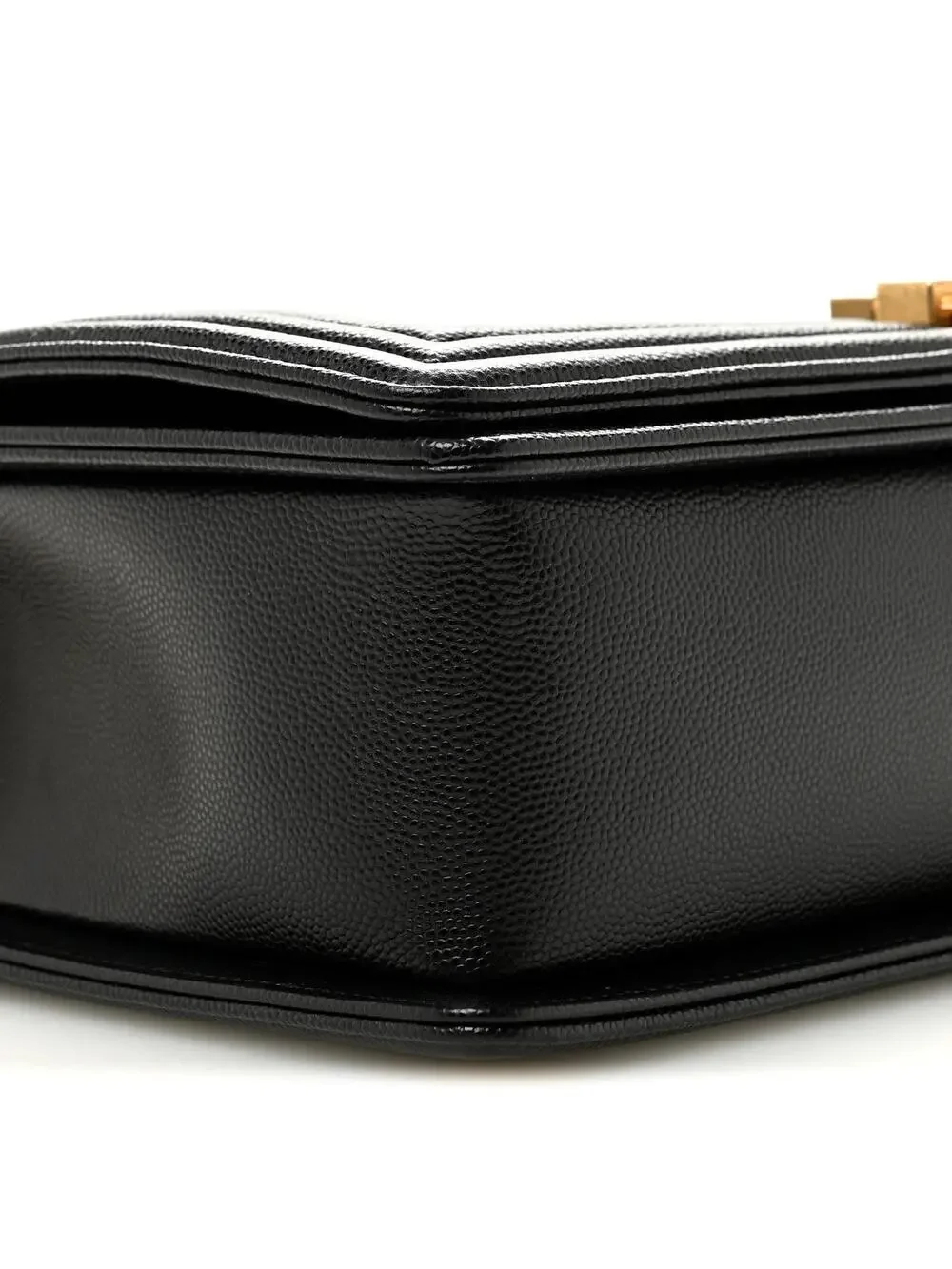Chanel Caviar Quilted New Medium Boy #321979C45B